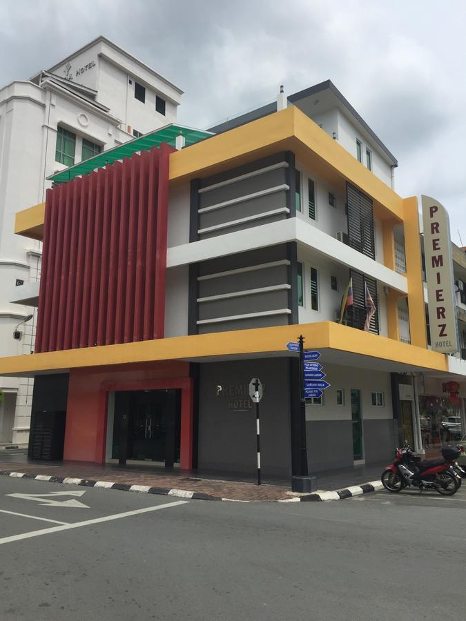 Premierz Hotel ラブアン エクステリア 写真
