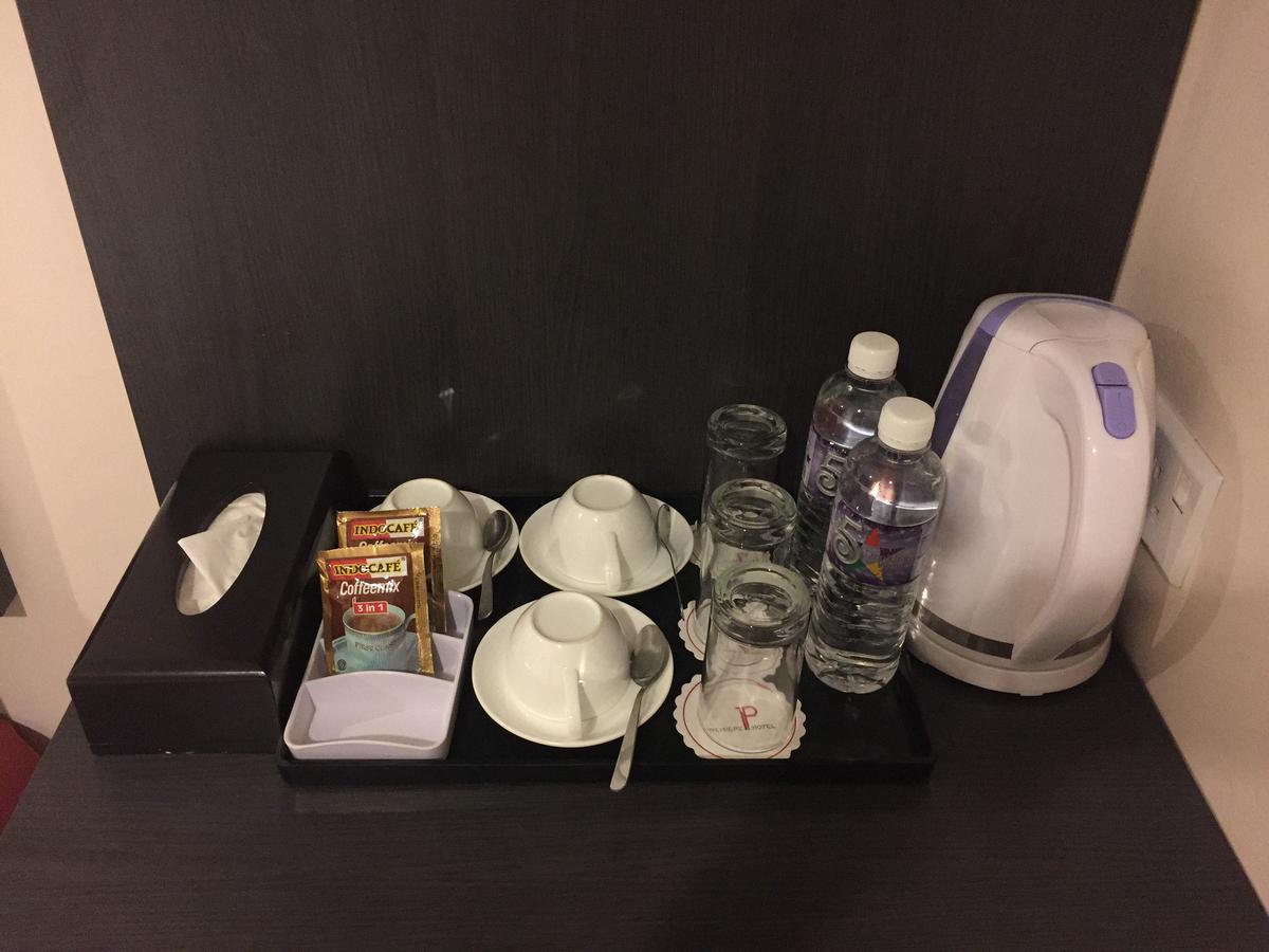 Premierz Hotel ラブアン エクステリア 写真